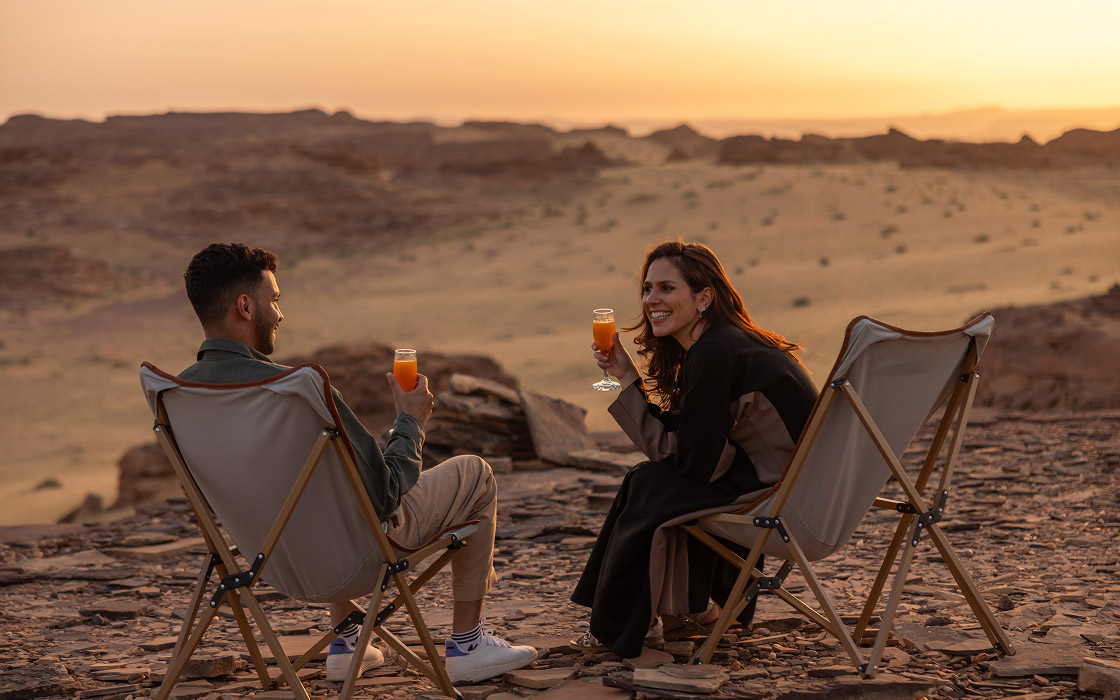 شاهد غروب الشمس الأخاذ